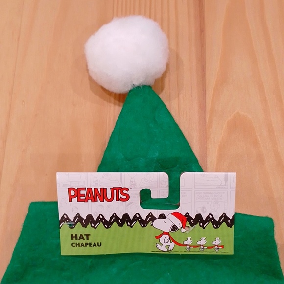 Peanuts Snoopy Woodstock Christmas Hat Pom Pom - Picture 4 of 9